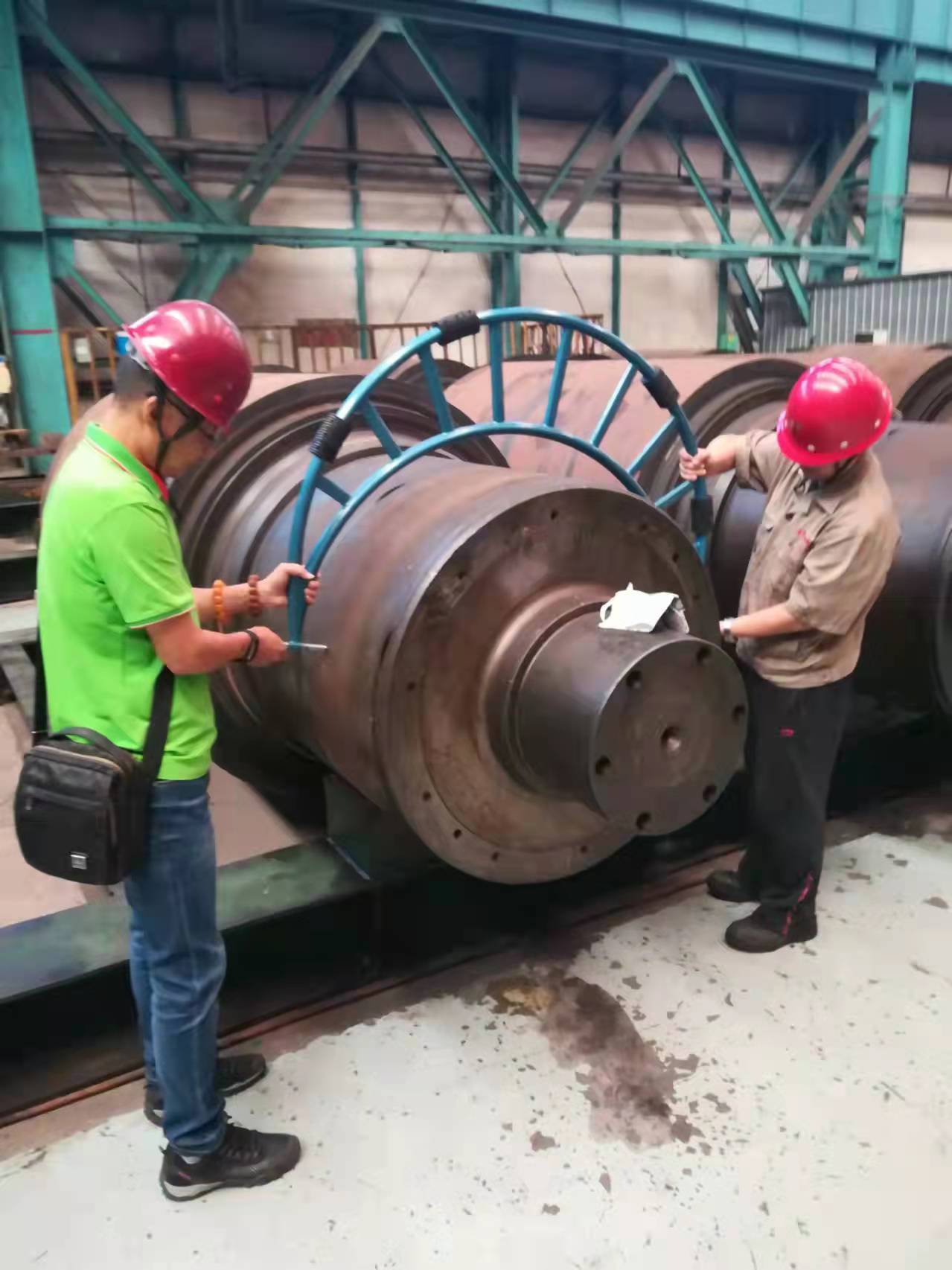 冷軋軋輥軸承損壞原因分析與研究